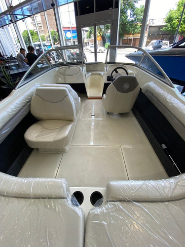 Imagen 4 de 16 de Sport 180 C/ Mercury 115 Xs Pro