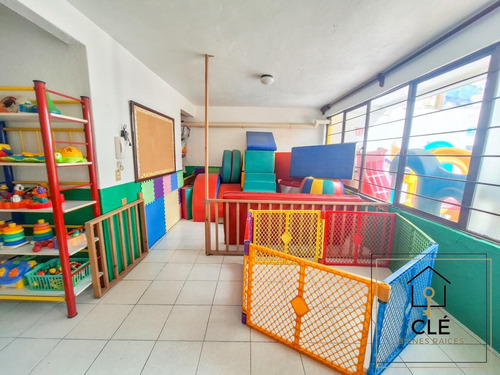 Periferico, Col. Cantera. Uso De Suelo Para Kinder, En Calle Cerrada
