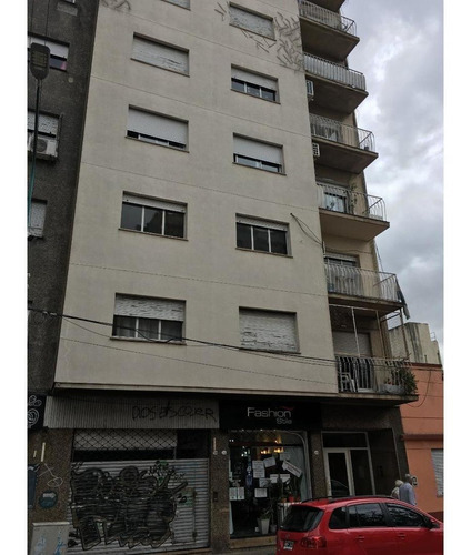 Imagen 6 de 7 de Amplio Dpto 2 Ambientes A Metros De Av. Maipu, Con Cocina Co