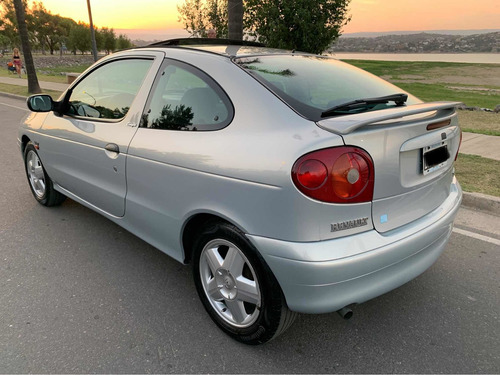 Renault Megane 1.6 16v