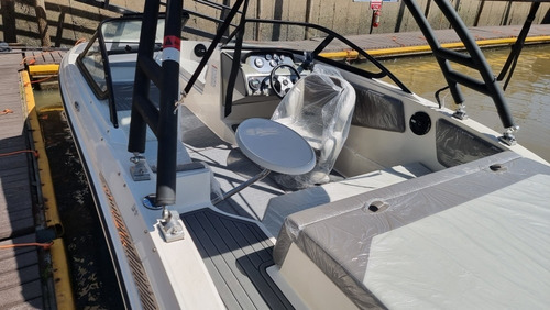 Imagen 5 de 25 de Lancha Canestrari Open 208 -mercruiser250hp-4t-2022/2023 0hs