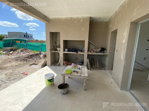 Imagen 19 de 21 de Lindísima Casa En San Ramon