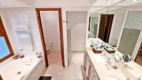 Imagen 15 de 30 de Casa Chalet Clásico En Venta Con Pileta En San Isidro- Las Lomas-jockey