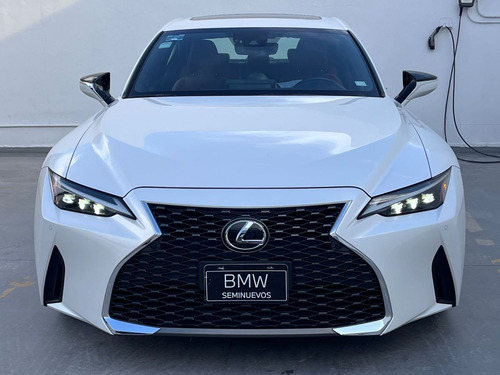 Lexus IS 4p 300 Premium L4/2.0/T Aut