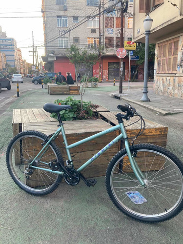 Imagem 1 de 2 de Bicicleta