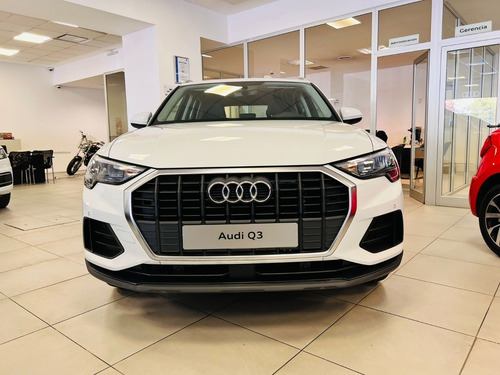 Imagen 4 de 25 de Nueva Audi Q3 35 1.4 Tfsi Stronic 2021 A3 A4 A5 Q2 Q5 Sport
