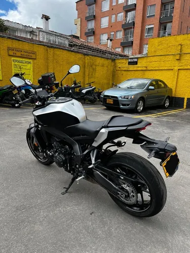 Mt 09 Versión 4