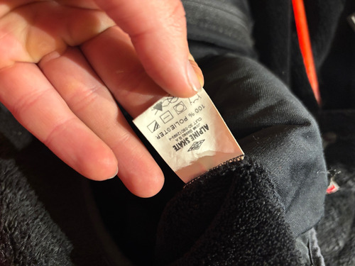 Campera De Peluchito Piel Alpine Skate No Rusty No Billabong (Usado)