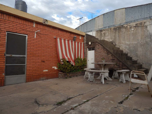 Casa 2 Dorm.en Cap.bermúdez Con Jardin Y Cochera