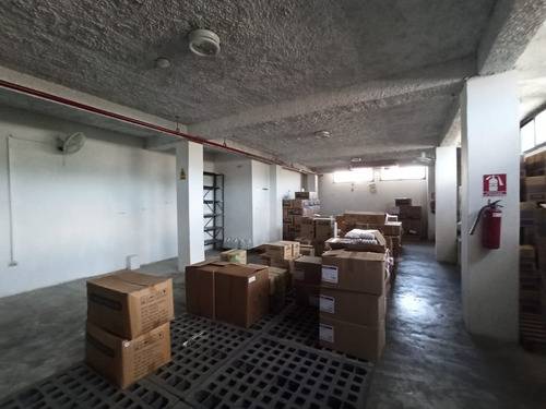 Imagen 7 de 9 de Excelente Oportunidad! Local Con Fondo De Comercio En Av. Bolívar Norte - Valencia (fofc-068)