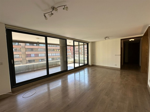 Departamento En Arriendo De 2 Dormitorios En Las Condes