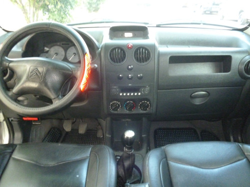 Citroen Berlingo Furgon Vidriado Con Asientos