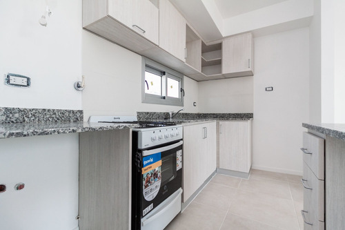 Imagen 6 de 30 de Venta Departamento 2 Amb A Estrenar En Saenz Peña