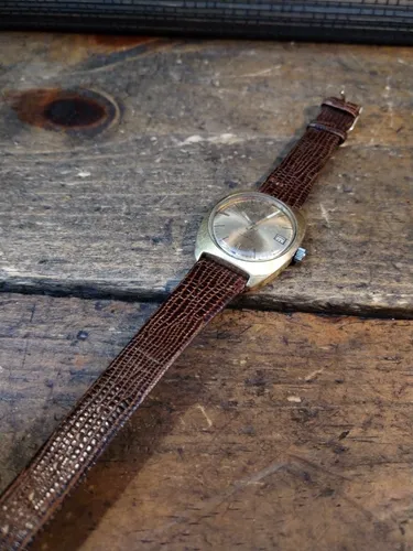 Reloj courtie de cuerda hotsell