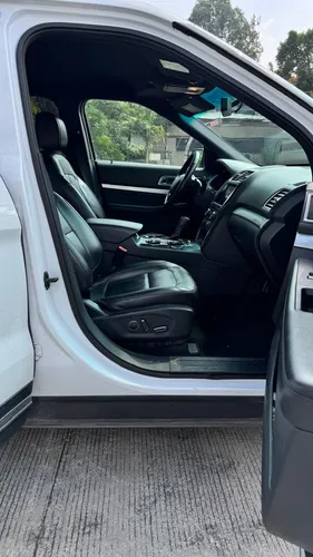 Ford Explorer 3.5 Xlt Piel Mt