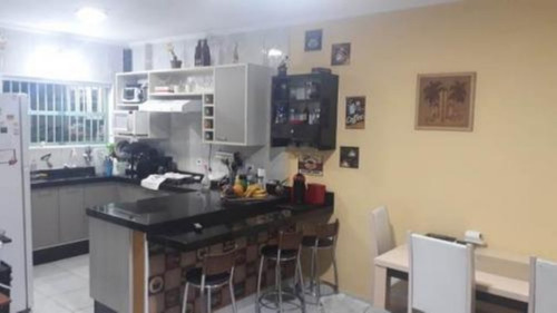 Imagem 10 de 12 de Casa No Bairro Jardim Ribamar, Em Peruíbe, Litoral Sul De São Paulo, Localizada No Lado Praia À 1.000 Metros Do Mar. Imóvel Com 148,8 M² De Terreno Sendo 109 M² De Área Construída. Possui Vaga Para 02