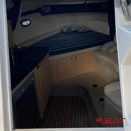 Imagem 3 de 6 de Bayliner 350
