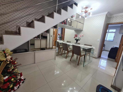 Apartamento Cobertura Duplex Com Sol Da Manhã/tarde, Rua Silenciosa E Vista Livre, 3 Quartos, 3 Banheiros(2 Suites) E 2 Vagas De Garagem Cobertas E Mobiliado Pronto Para Morar!!!