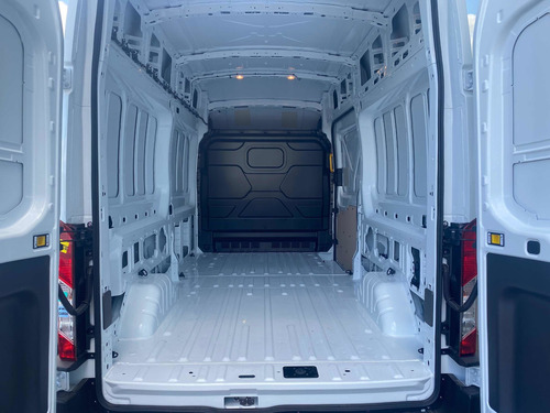Imagen 6 de 10 de Ford Transit 2021 2.2 Furgon Largo 350l