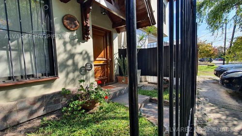 Imagen 3 de 30 de Casa 4 Ambientes Venta Ituzaingo Retasada