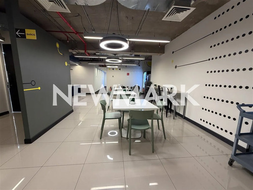 Arriendo Oficina 715m2 En Las Condes
