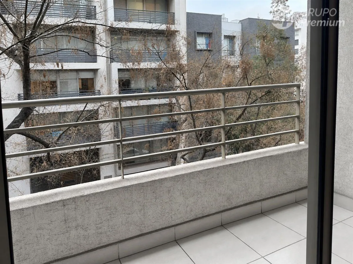 Imagen 5 de 20 de Depto 1d/1b En Piso 4 Estac + Bodega Metro Republica