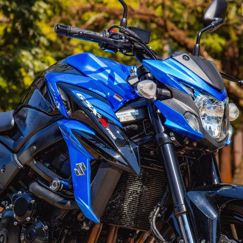 Imagem 2 de 10 de Moto Suzuki Gsx-s 750 Azul E Preta 2020 Com Baixo Km