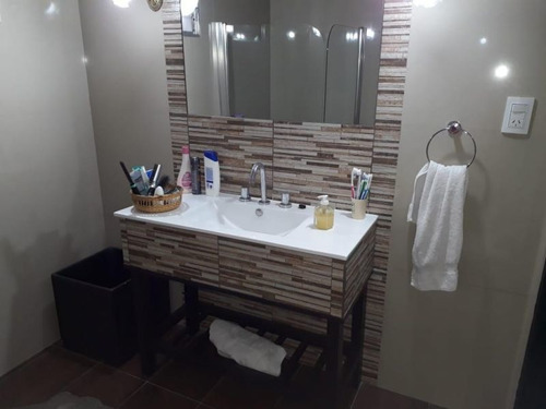 Casa En Venta En Ramos Mejía