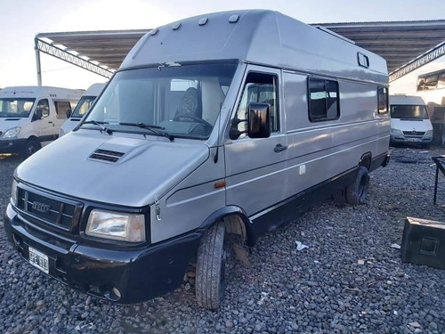 Imagen 2 de 18 de Motorhome Iveco Daily 2007 180000km - Equipado Y Homologado