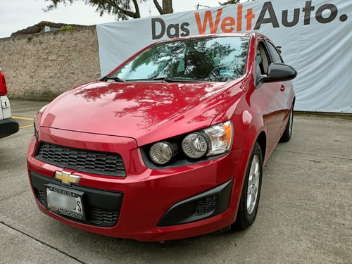 Imagen 1 de 12 de Chevrolet Sonic Lt Aut 2015