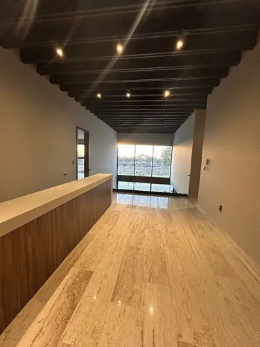 Hermosa Casa Nueva! A Estrenar!