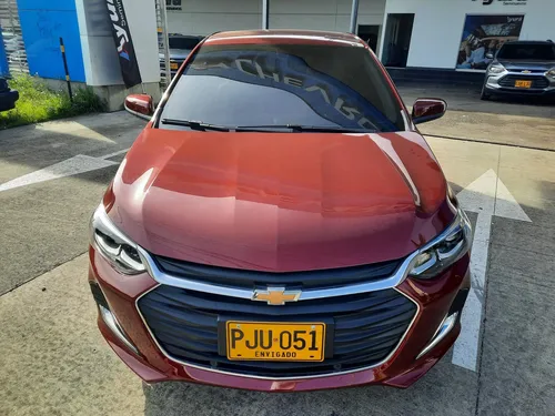 Chevrolet Onix 1.0T Premier Sedan At