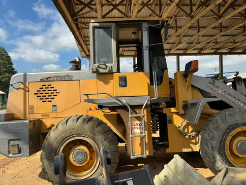 Pá Carregadeira Max Loader 7800 Horas