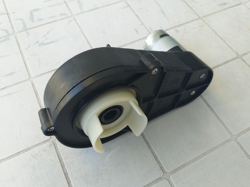 Imagen 1 de 9 de Motorreductor 6v 12v Motor Caja Reductor Auto Bateria Niño