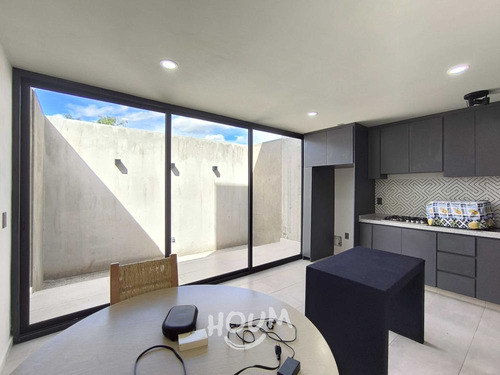 Departamento En Agua Bendita, Cuajimalpa De Morelos Con 2 Recámaras, 75 M², Id: 146227