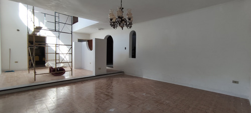 Imagen 2 de 14 de Casa En El Castaño