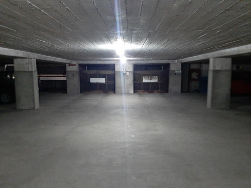 Parking Victoria Plaza Cocheras Alquiler/venta. Piso 3