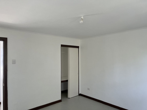 Casa Remodelada 3d,1b, 3 Estac; Casa Int. Metro Cerrillos
