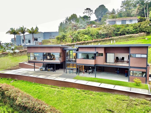 Casa Campestre En Las Palmas Para La Venta Con Vista La Ciudad 