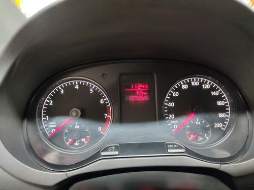 Volkswagen Fox 1.0 Flex Azul 2014 (completo)