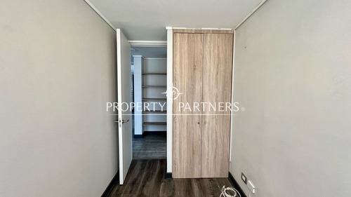 Propiedad En Arriendo En Calle Santa Cristina, Mac...