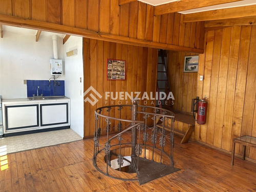Casa En Venta De 4 Dorm. Rol Propio A 2 Cuadras De La Playa