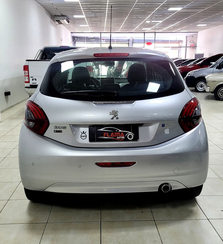Peugeot 208 1.6 Feline