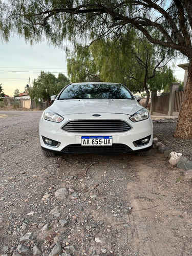 Ford Focus III 2.0 Se Plus Mt