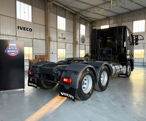 Imagem 4 de 12 de Volvo Fh 440 6x2 2011