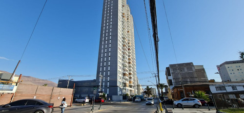 Depto En Edificio Obispo Labbé | Centro De Iquique