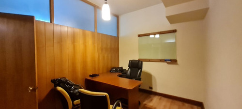 Imagen 10 de 29 de Oficina En Venta, Santiago Centro