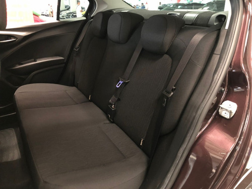 Imagem 8 de 14 de Fiat Cronos 1.8 E.torq Flex Drive At6