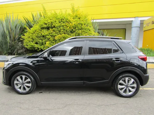 Kia Stonic 1.0 Zenith Hybrid MT