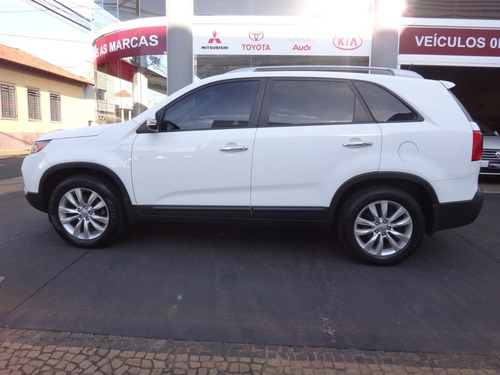 Imagem 2 de 9 de Kia Sorento Ex 2.4 Automático Gasolina